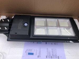 お客様より　街灯照明　いただきました♪