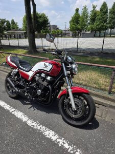 CB750